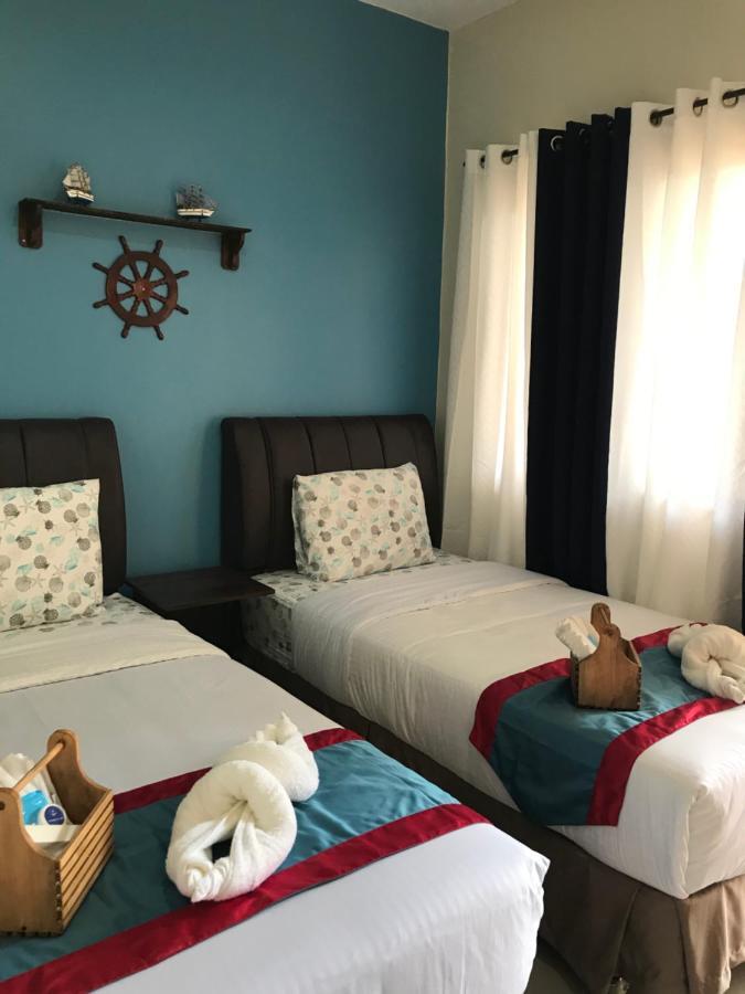 Anchorage Inn Moalboal Extérieur photo